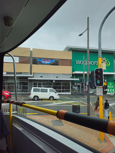 Janice Laundry - Newtown - Thumbnail