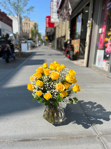 Valencia Flowers and Party Decorations - Thumbnail