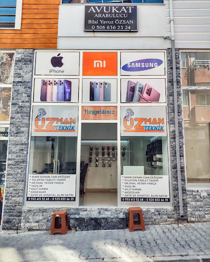 Uzman teknik cep telefonu tamir