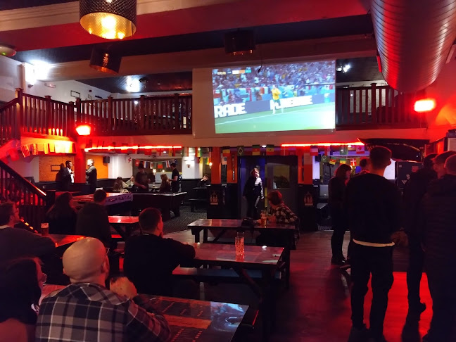 Reviews of spankies in Nottingham - Pub