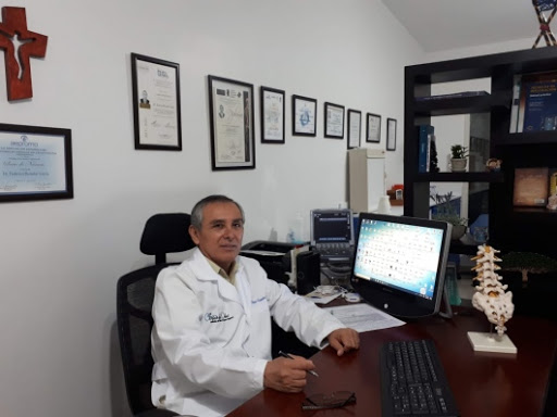 Dr. Federico Bernabe Garcia, Algólogo - Thumbnail