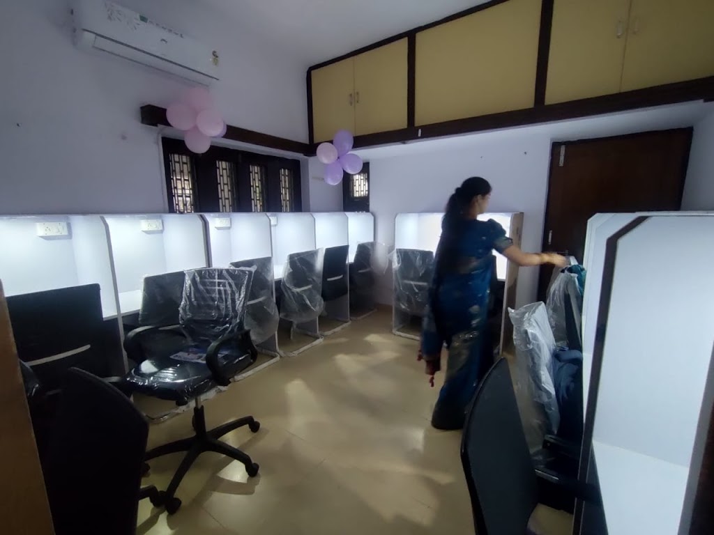 Yogyashala 24X7 Library Fully Ac Coaching Dance Yoga Center In Lucknow