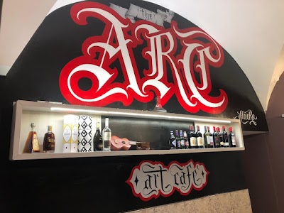 Arc Art Cafè