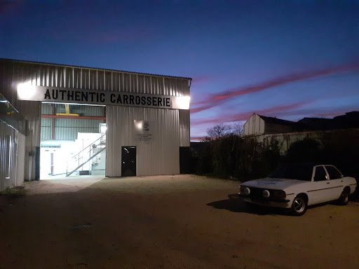 Authentic carrosserie