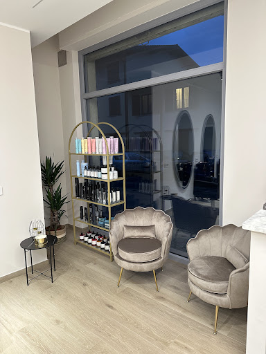 Isabelle Hair Salon - Thumbnail