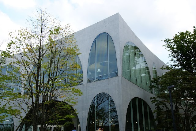 Tama Art University Library by Toyo Ito