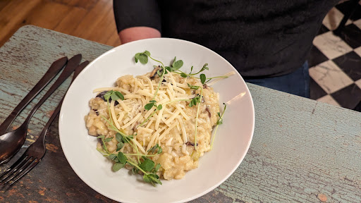 Maileys provisions - Thumbnail