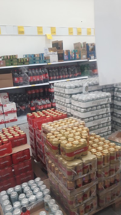 Photos of Store D1 Quesada