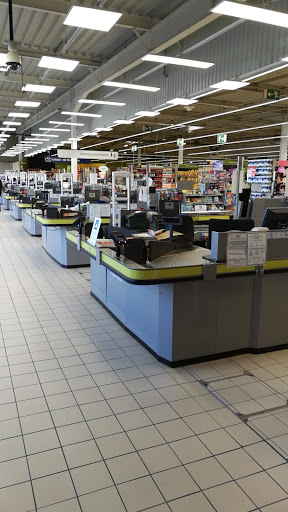 Carrefour Lesparre - Thumbnail