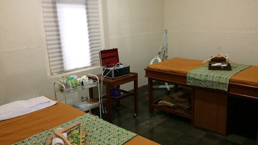 Niramaya salon & Spa