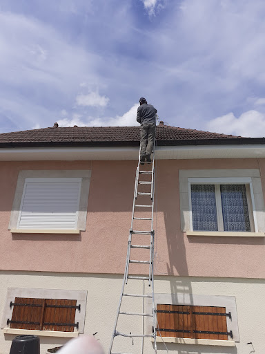 RRP Rénovation: Artisan peintre Nettoyage Toiture Façade - Peinture Int / Ext Boiserie Maçonnerie 39 Jura Dole Choisey Tavaux Gallery - France