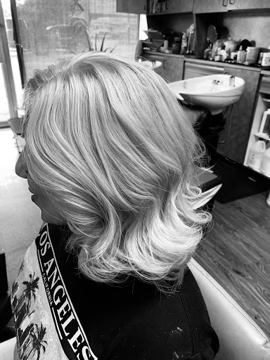 Jenny's Salon - Thumbnail