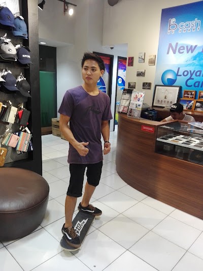 Photos of Jalan Maluku Jackarmy Store