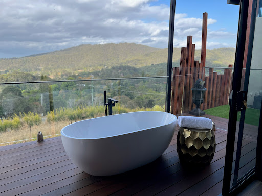 On Eagle Wings Mountain Retreat & Spa - Thumbnail