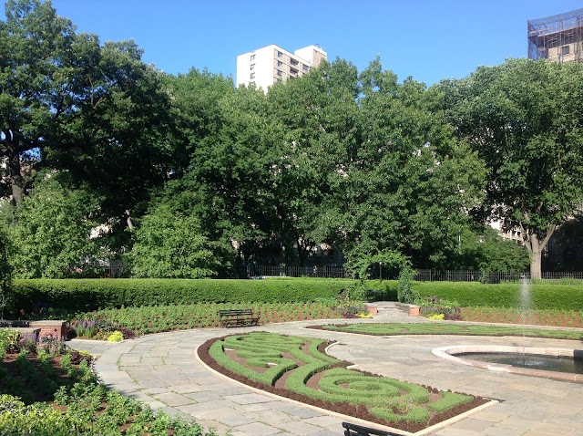 Burnett Fountain