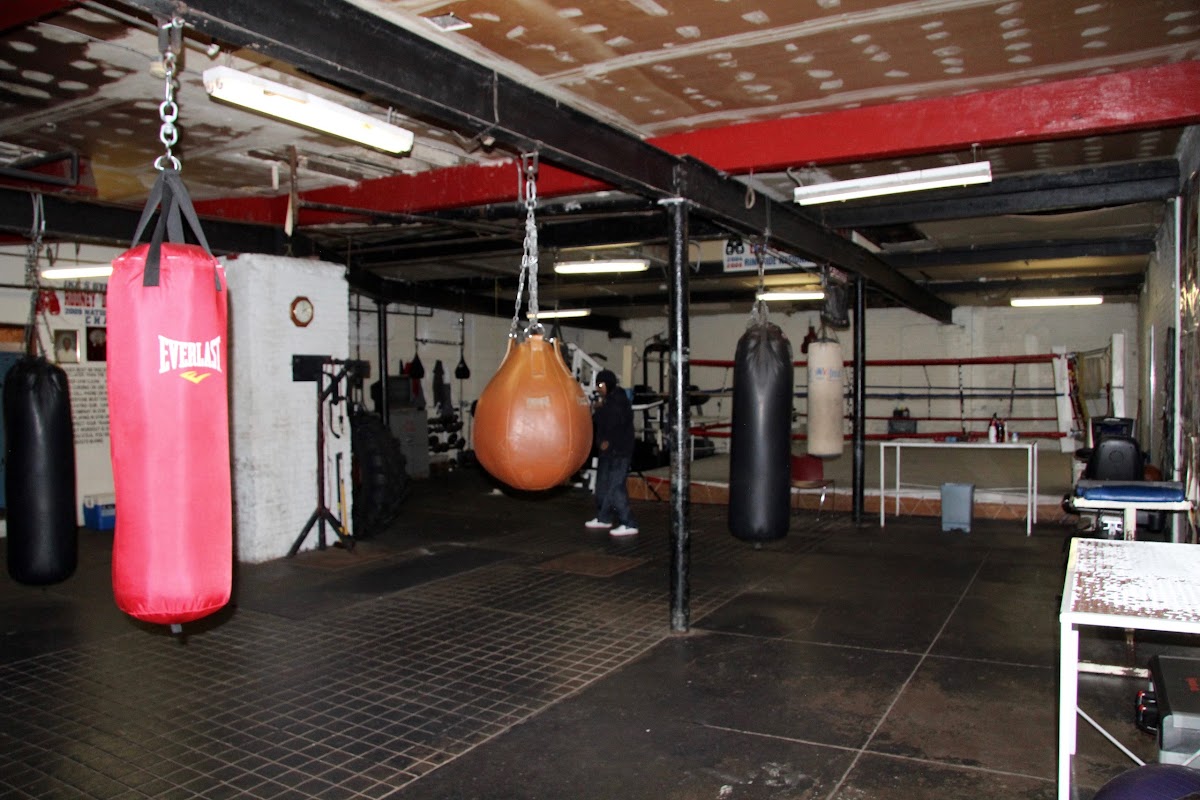 Ike & Randy's Boxing Gym boxing gym in Paterson, New Jersey, United States - training facility photo 2