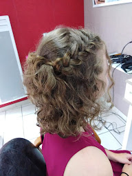 Photo n°3 de LD Coiff - Votre Salon de Coiffure à Saint-Hilaire-des-Loges à Saint-Hilaire-des-Loges (Salon de coiffure)