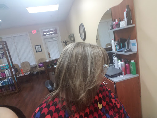 Courtyard Salon LLC
