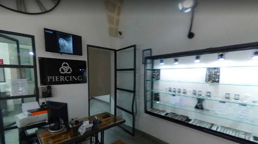 Studio Piercing Polacca - Visual