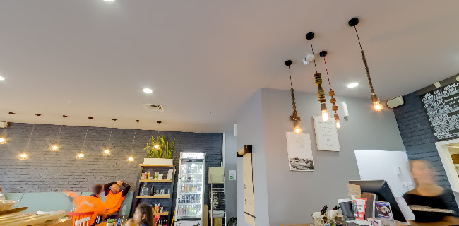 21 Grams Cafe & Patisserie - Coffee shop