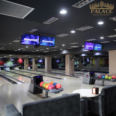 Palace Cafe & Restaurant Bowling