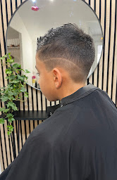 Photo n°9 de AM STUDIO à La Bastide-des-Jourdans (Salon de coiffure)