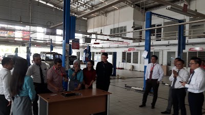 Photos of Daihatsu Serba Mulia Samarinda PT