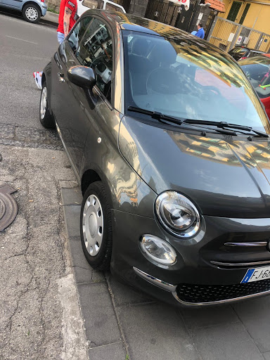 Fast Rent Car Noleggio, Autolavaggio, Parcheggio Privato - Thumbnail