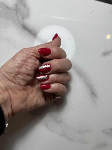 Très Jolie Nail Studio - Thumbnail