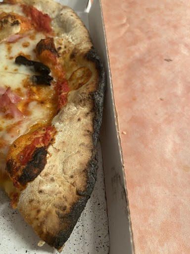 Larry s Pizza Gallery - France