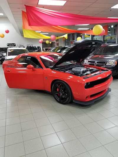 Photos of Longue Pointe Chrysler Dodge Jeep Ram Fiat