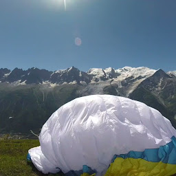 Photo n°12 de Ascendance Parapente Chamonix à Chamonix-Mont-Blanc (Centre de sports d'aventure)