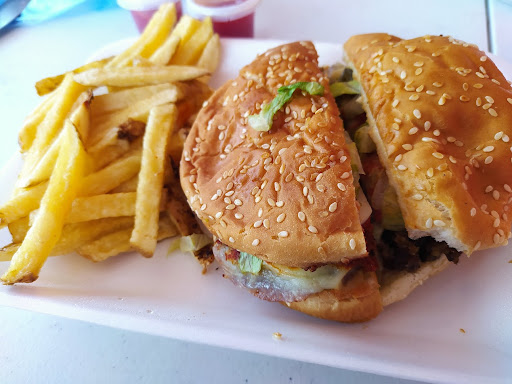 Calvis Burger 5 de mayo - Thumbnail