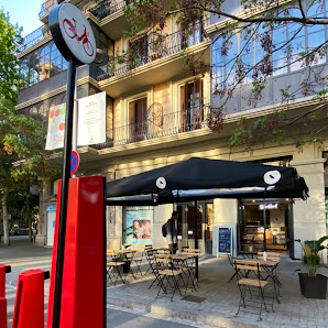BLACKBIRD Coffee Corner Carrer de València, 418, Eixample, 08013 Barcelona, España