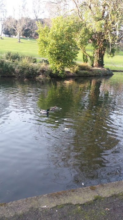 Photos of Phoenix Park, Jerome Connor Place (SE-bound)