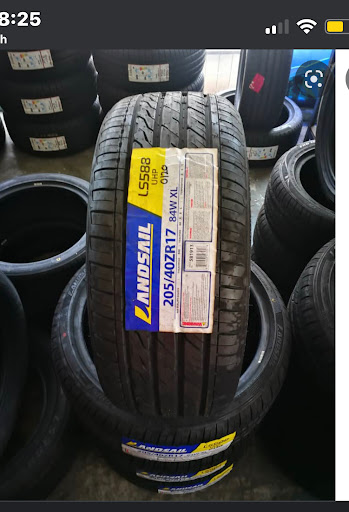 Tyre right - Visual