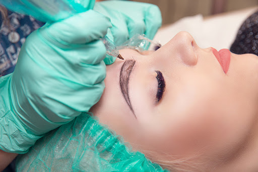 BeLashes & Microblading - Visual