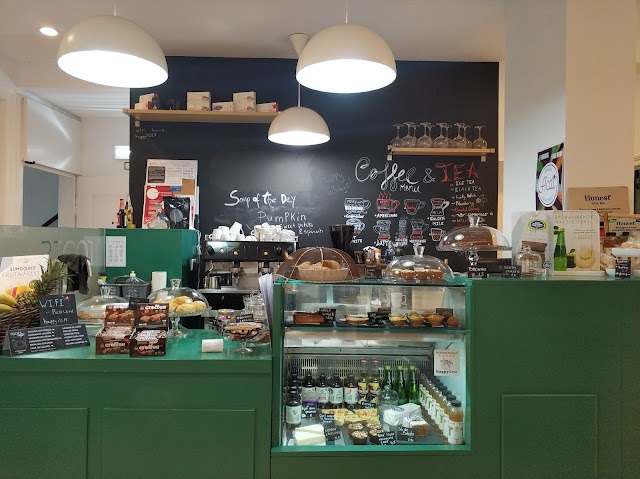 Roots Cafe