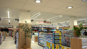 Photo n°22 de PHARMACIE ALFONSI - BIGUGLIA - PHARMABEST à Biguglia (Parapharmacie)