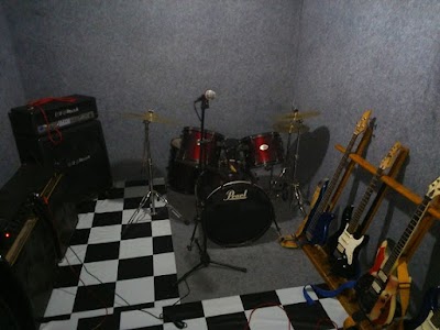 Photos of Straight Light Distro and Music Studio