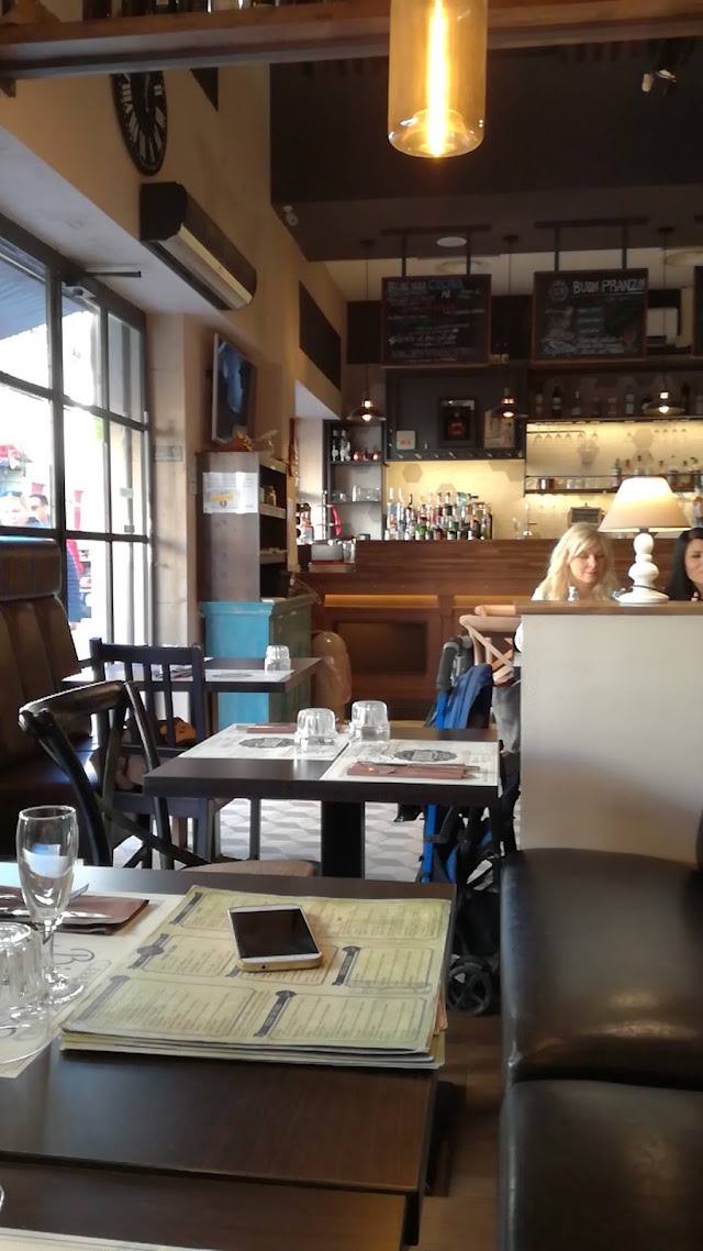 Démodé Bistrot