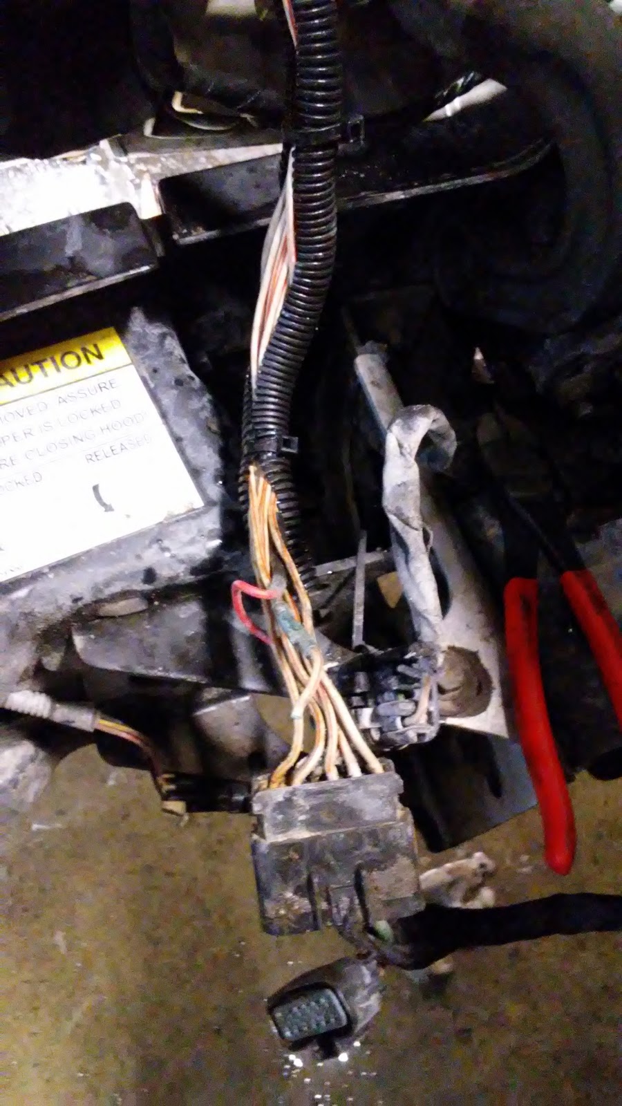 Cornwall Truck Maintenance Inc 1930 McConnell Avenue, Cornwall