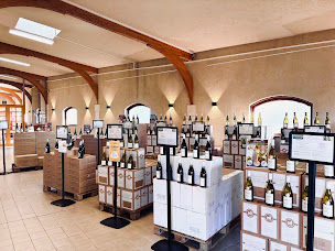 Photo n°2 de Caves de Pouilly sur Loire à Pouilly-sur-Loire (Magasin de vins et spiritueux)