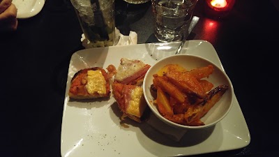 Photos of Nino Tapas & Vine
