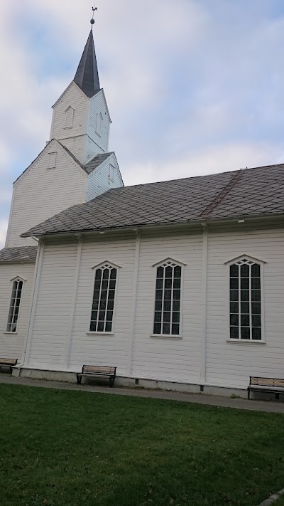 Photos of Flor&oslash; Kirke