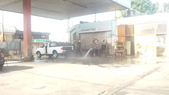 Carwash Morena, Author: Diego Bernazza