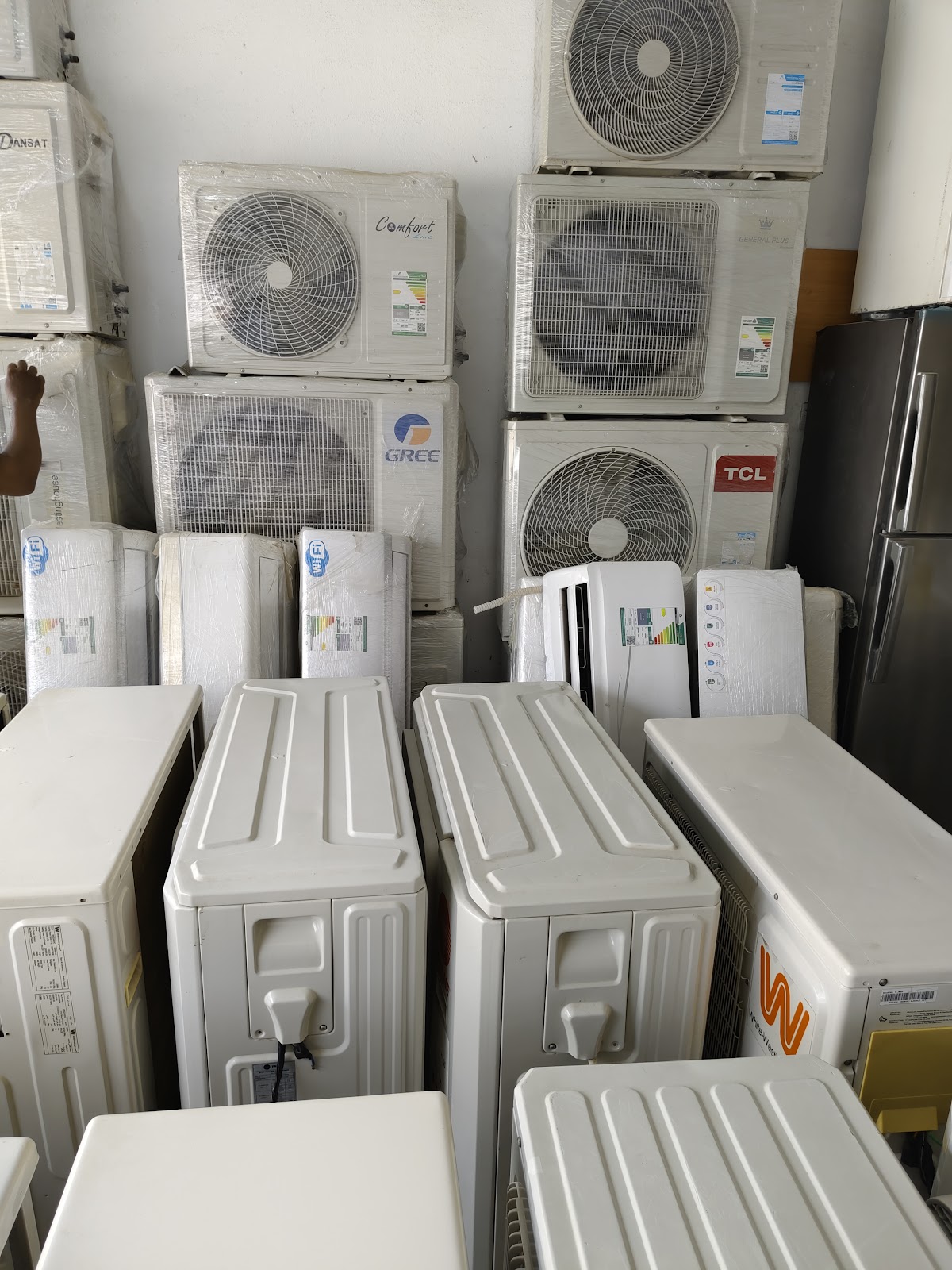 محل اليسر بيع وشراء الاجهزة الكهربائية المستعمله