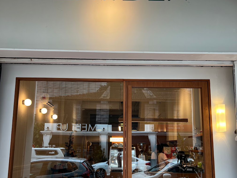 JanxDen Greenlife Cafe — photo
