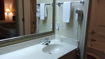 Photos of Marianna Inn and Suites