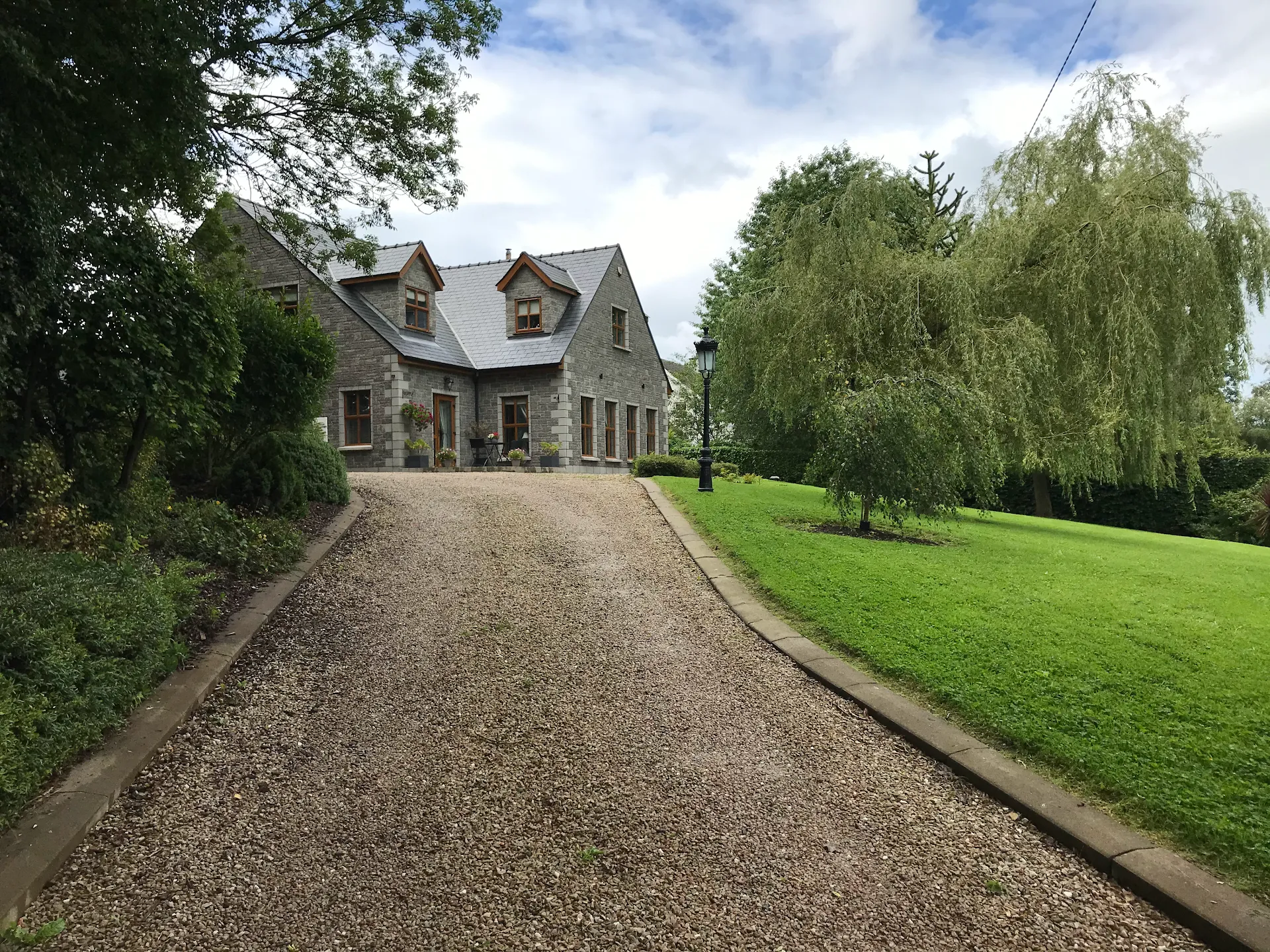 Willow Tree Cottage